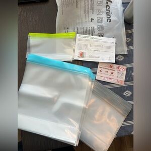 Amazon reusable Storage Bags with Blue and Green Seals